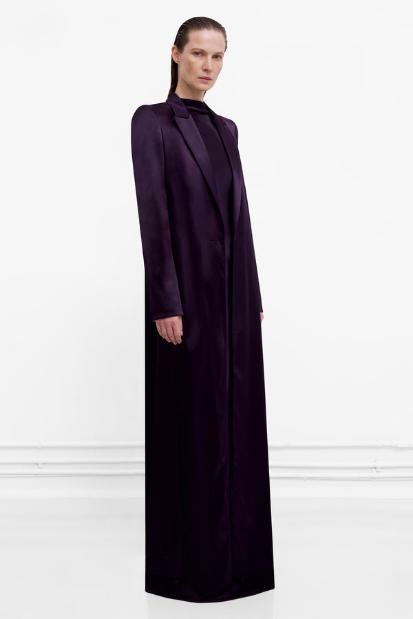 SPACE FOR A SECRET COAT