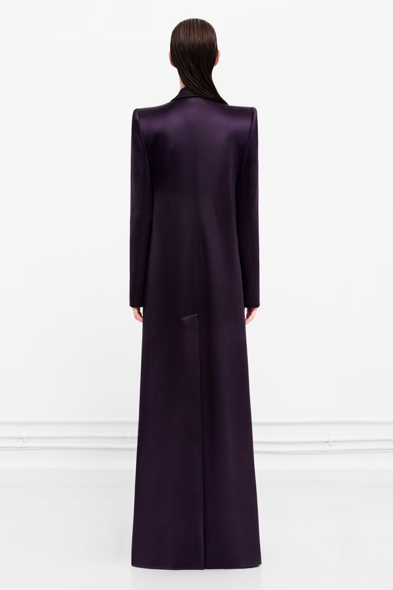 SPACE FOR A SECRET COAT