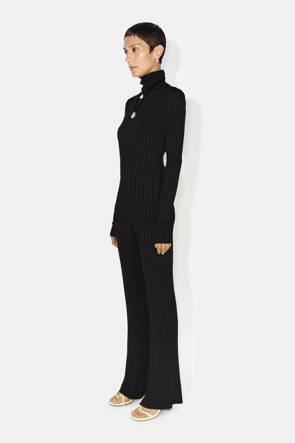 Rhea Lounge Turtleneck - Black